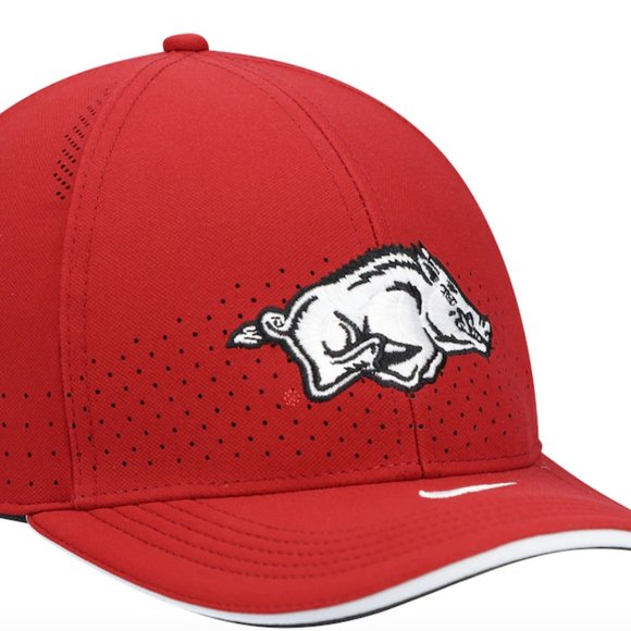Arkansas Razorbacks Nike Baseball Hat - Picture 3 of 5